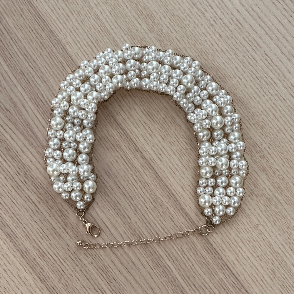 Elegant Pearl Beaded Necklace
